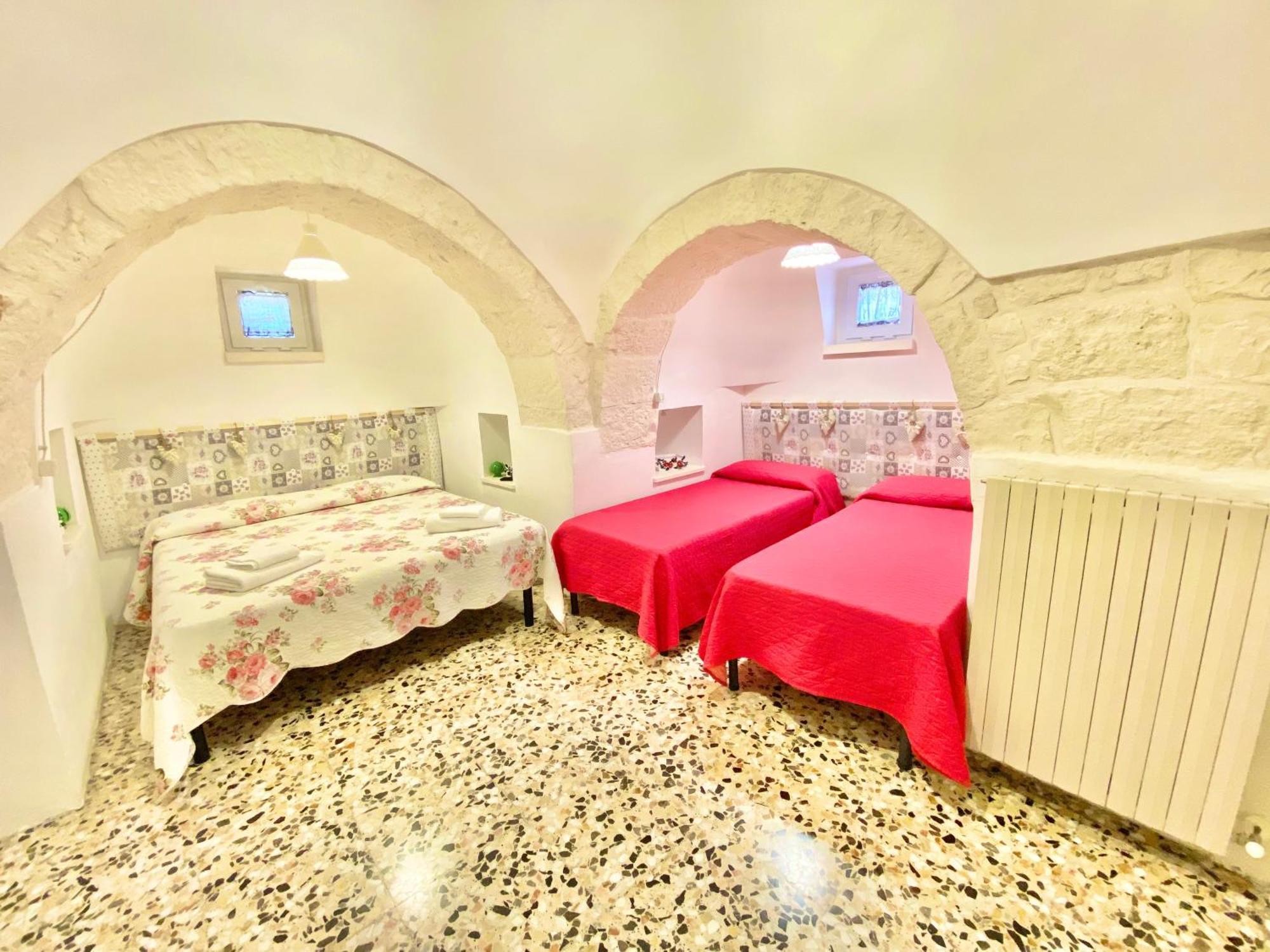 Trulli Fenice Martina Franca Quarto foto